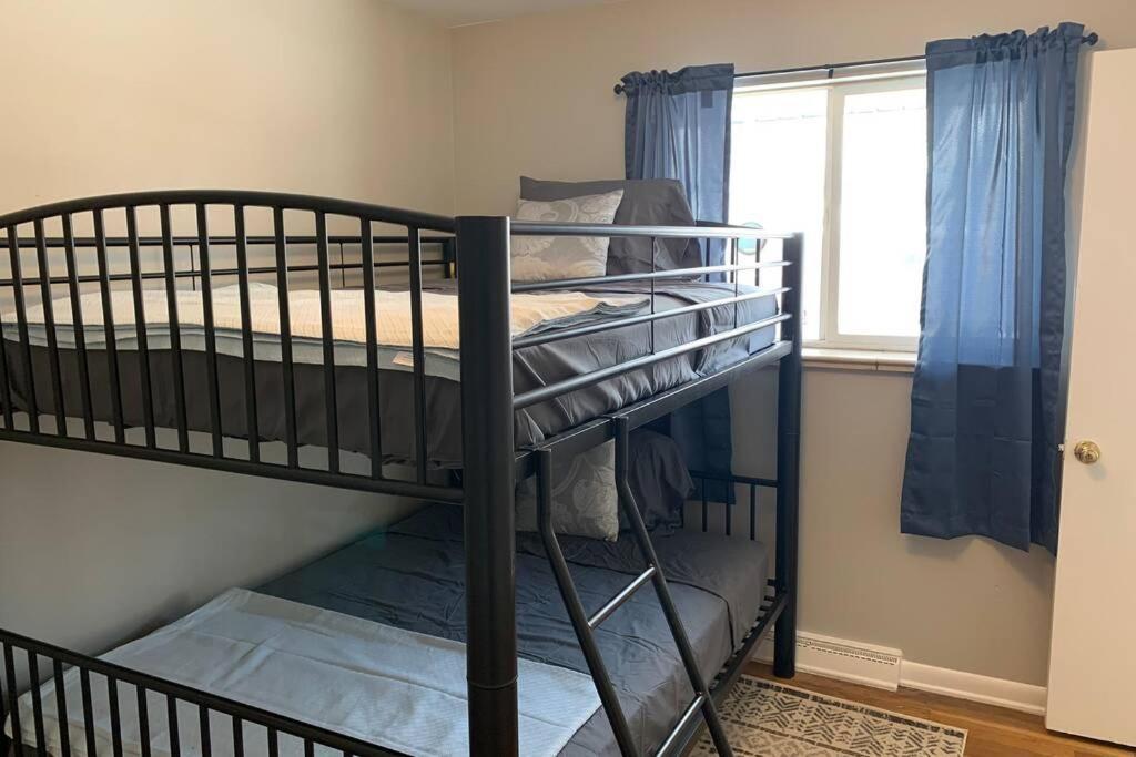 利特尔顿3 King Beds + Bunk Beds On Broadway别墅 外观 照片