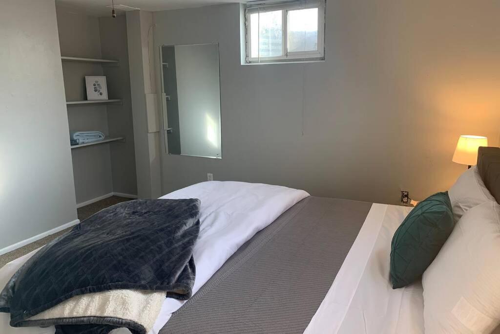 利特尔顿3 King Beds + Bunk Beds On Broadway别墅 外观 照片